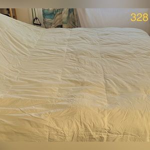 Down comforter Cream/very pale mint